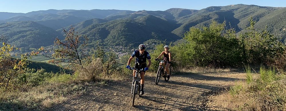 Balade autour du Livron et découverte oenologique en vélo électrique